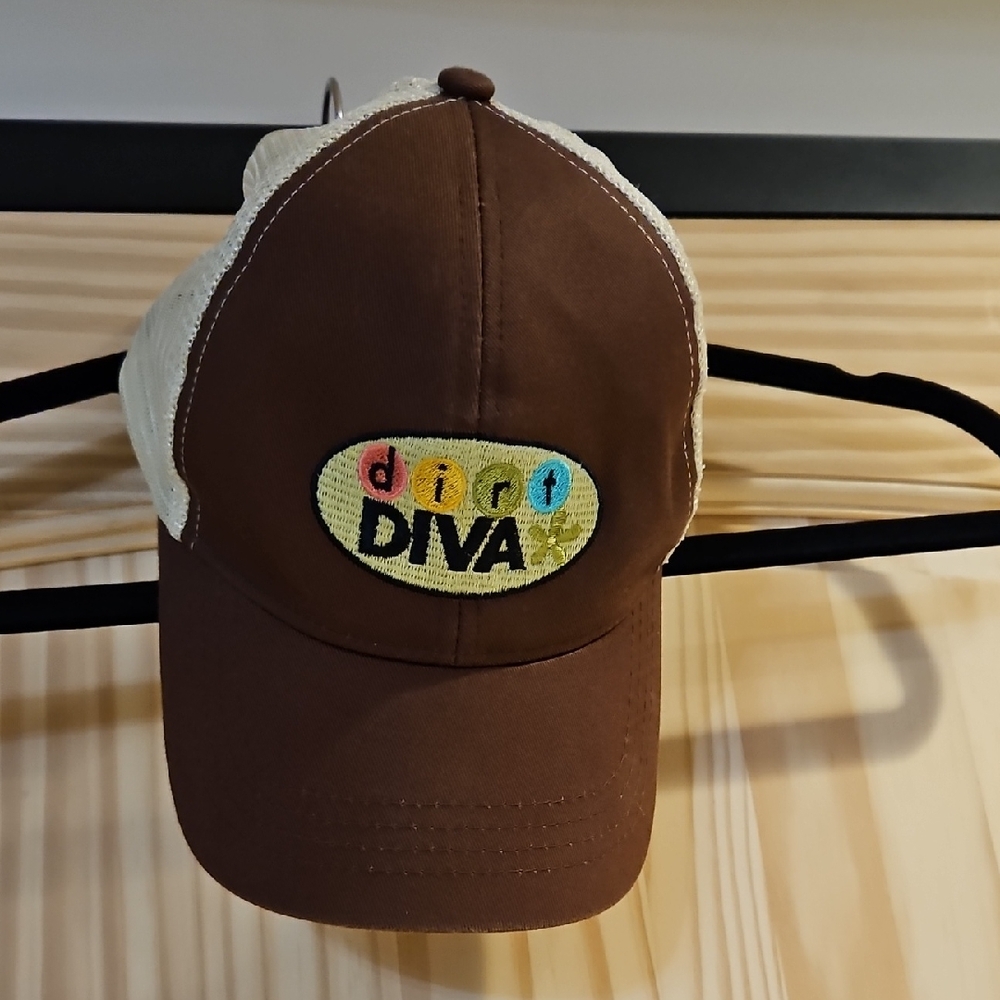 Brown Cap